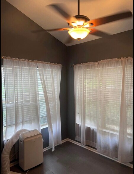 Building Photo - 18761 Water