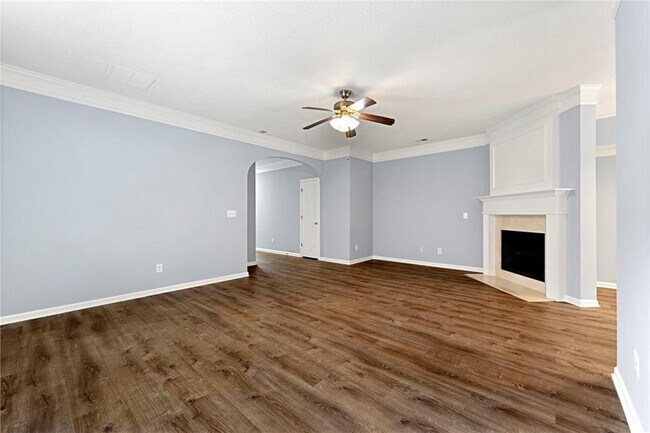 Building Photo - 5654 Lawley Rd
