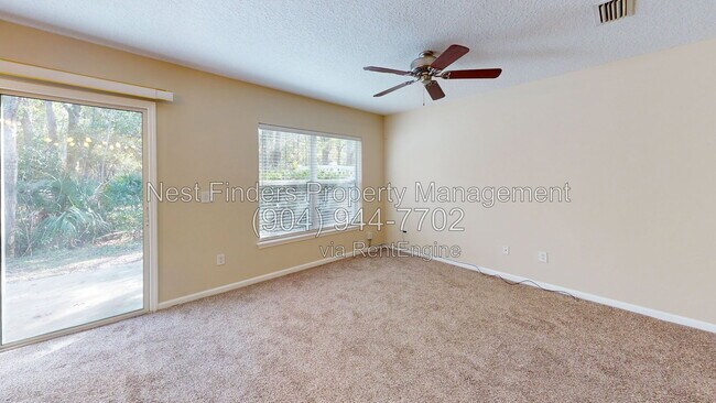 Building Photo - 1002 N Black Cherry Dr