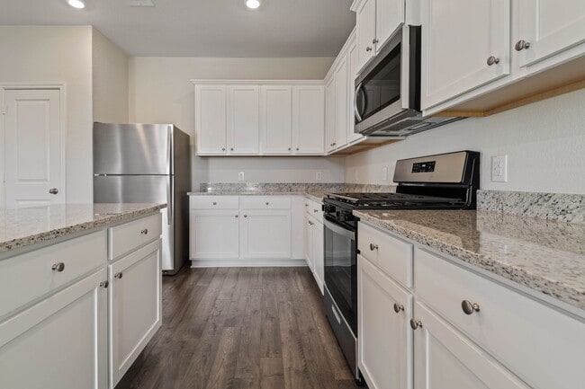 Building Photo - 16457 Blossom Grv Dr