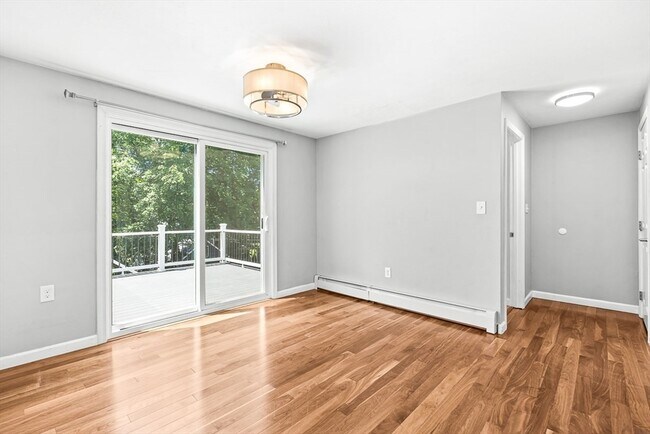 Building Photo - 38 Idora Ave