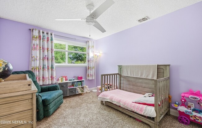 Building Photo - 972 Dostie Cir