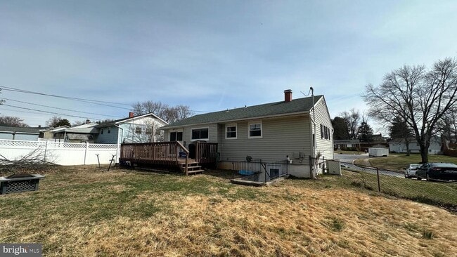 Building Photo - 228 Embleton Rd