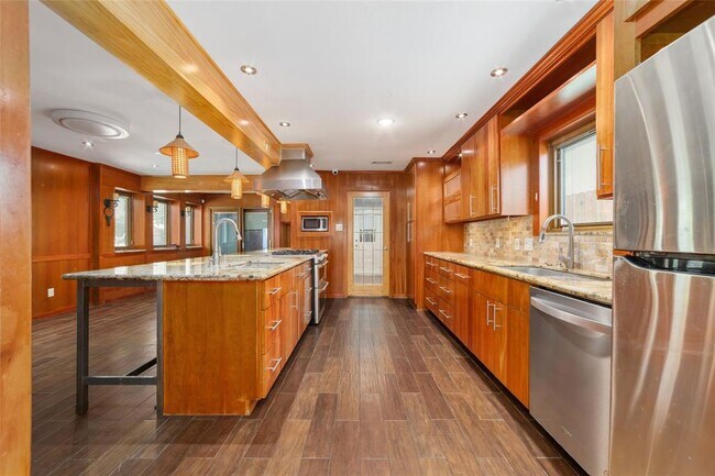Building Photo - 13222 Agarita Ln