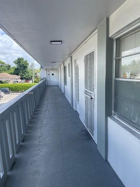 Building Photo - 1400 SW 27th Ave