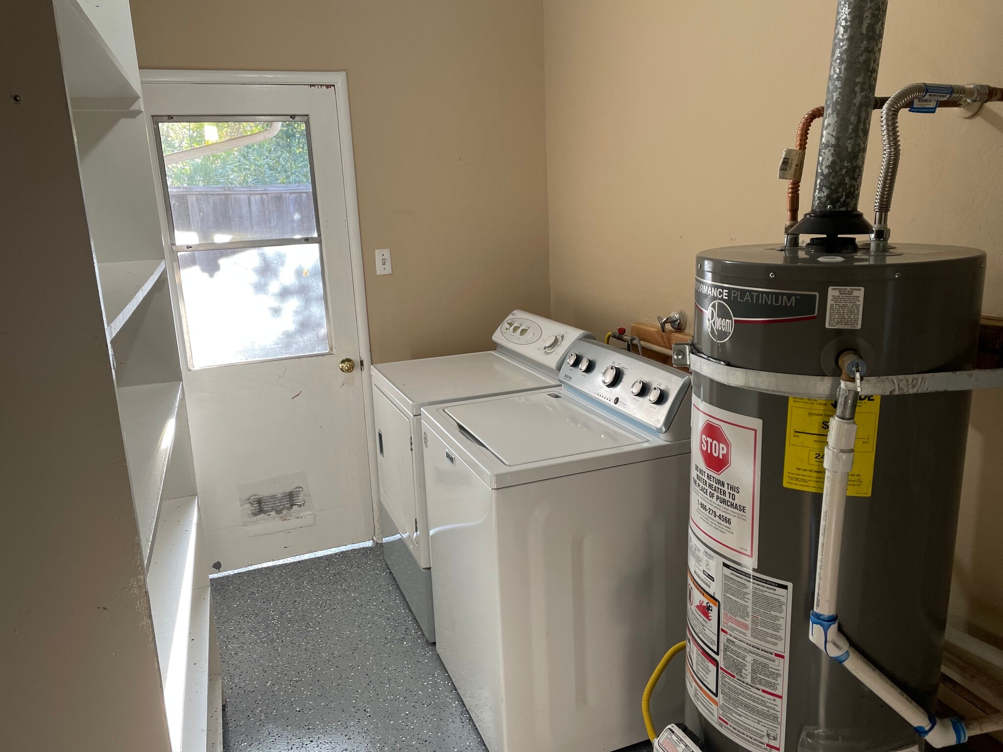 Waher/Dryer - 3751 Mosswood Dr