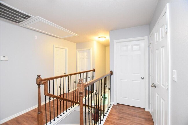 Building Photo - 8035 Dockal Rd