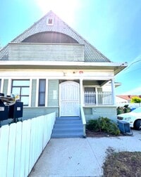 Building Photo - 103 N Mesa St
