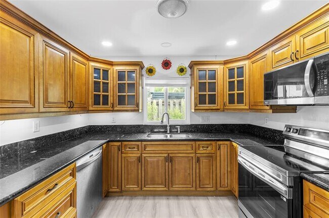 Building Photo - 4112 NW 78th Ln