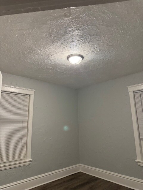 Building Photo - 2120 Linwood Blvd