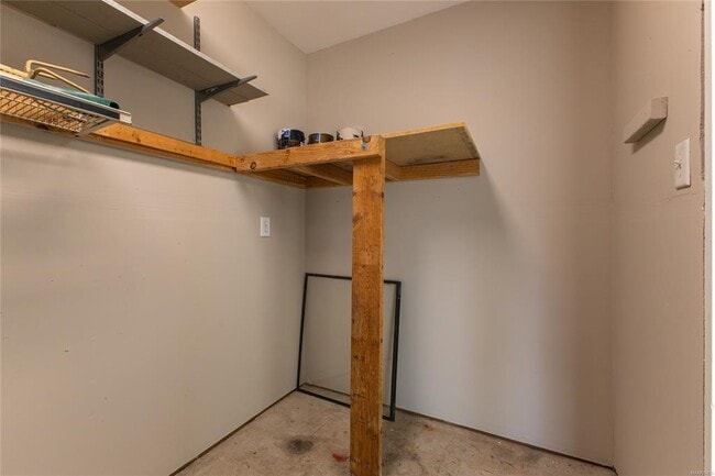 Building Photo - 1703 Pebble Creek Dr