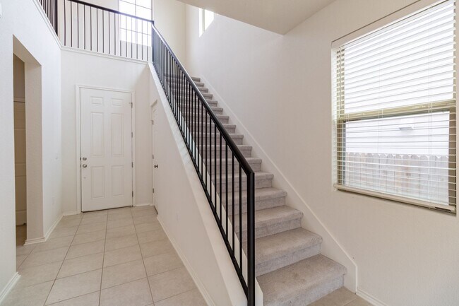 Building Photo - Charming Oasis in Wells Branch: Spacious 3-Bed Home with Stylish Upgrades!