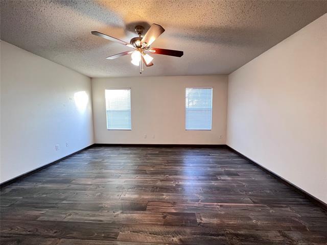 Building Photo - 5513 Wiltshire Dr