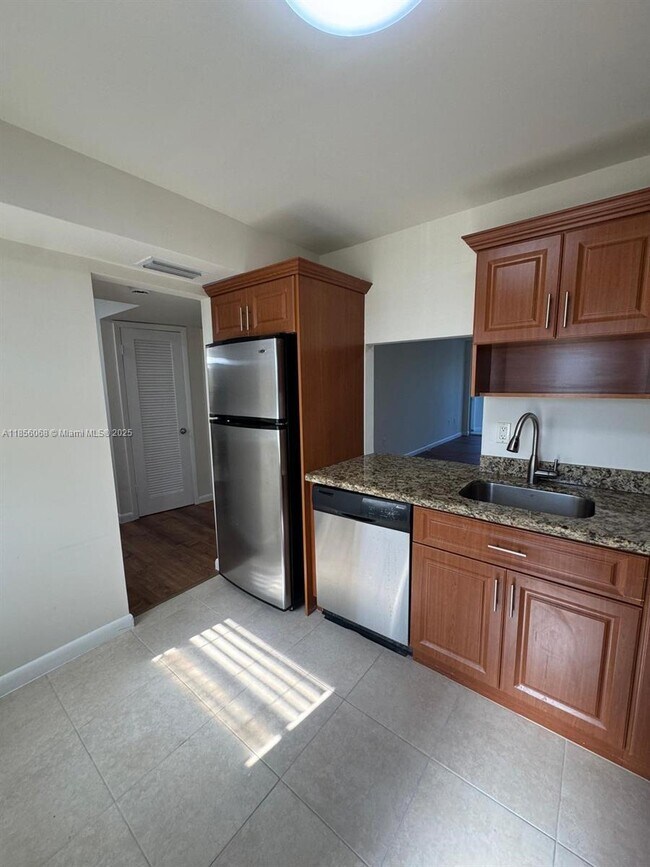 Primary Photo - 1 bedroom in North Miami FL 33179