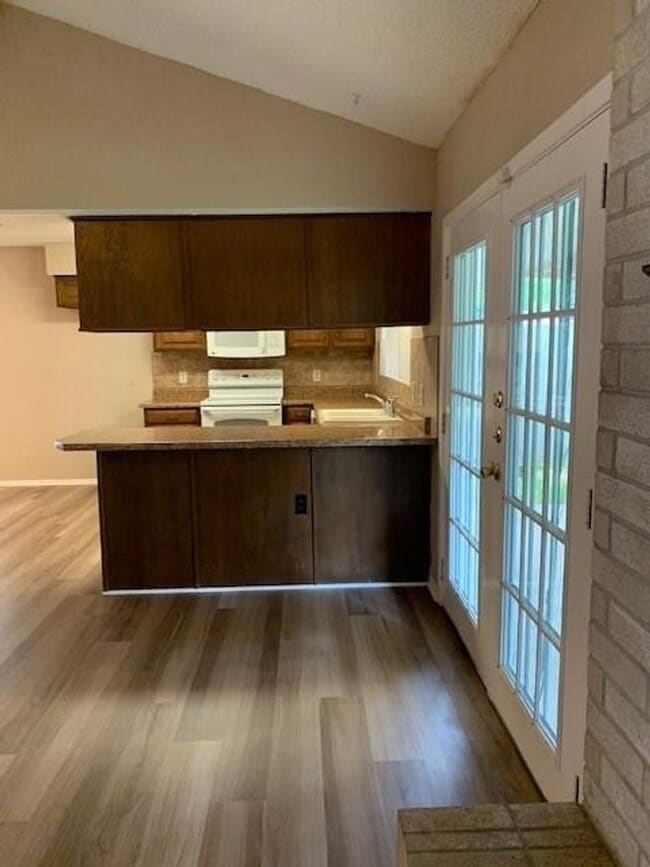 Building Photo - ***COMING SOON*** Nice 3 Bedroom, 2 Full Bath Home Located In SW Ft. Worth!