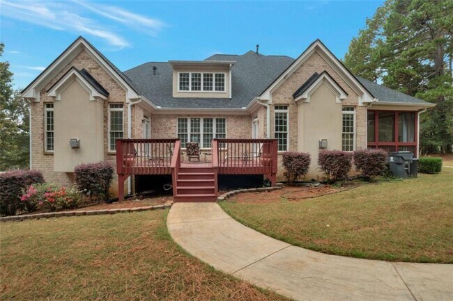 Building Photo - 415 Oxmoor Lake Dr