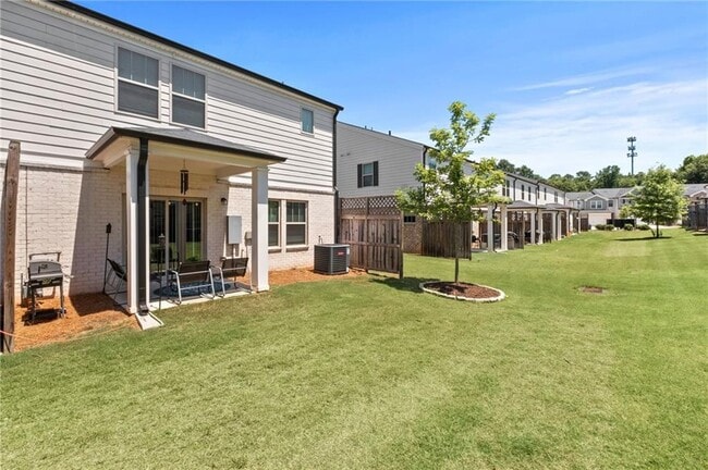 Building Photo - 1166 Arrowlake Rd