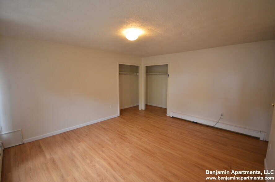 Building Photo - 6 Gerald Rd