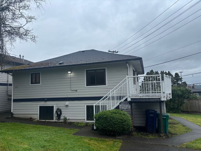 Building Photo - 2018 S 104th St