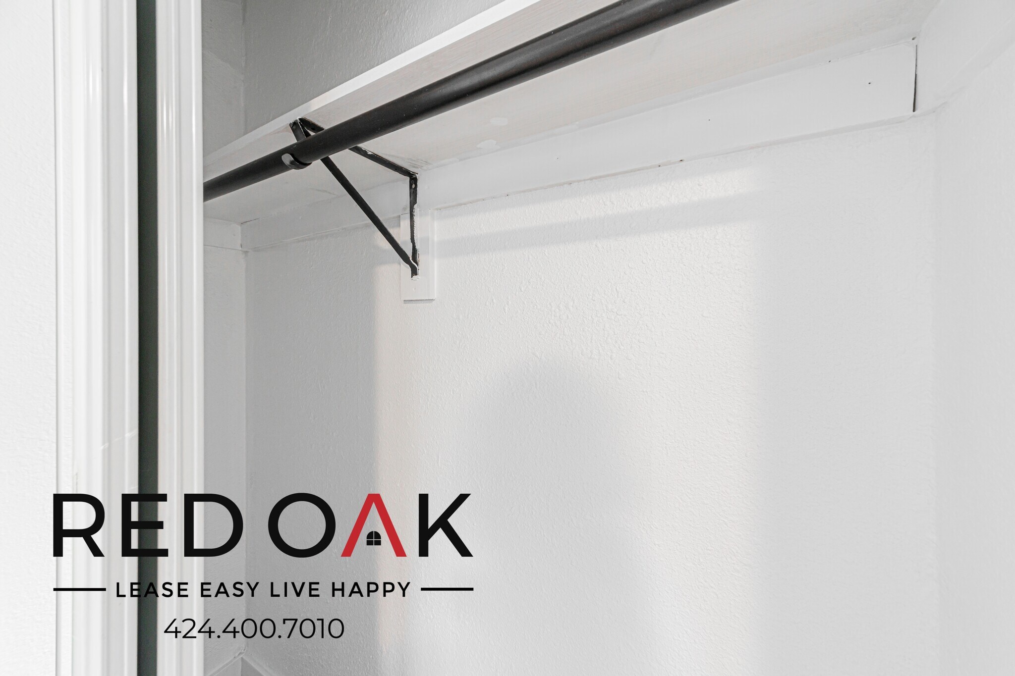 Building Photo - 816 S Park View St