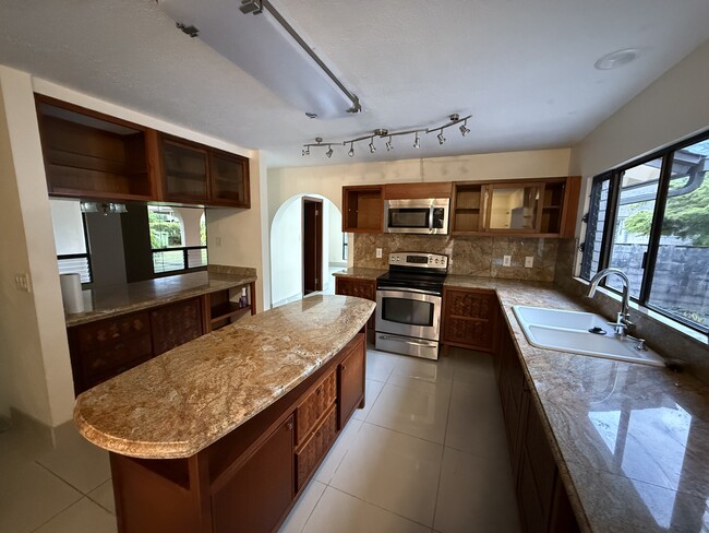 Building Photo - 47-495-495 Hui Aeko Pl