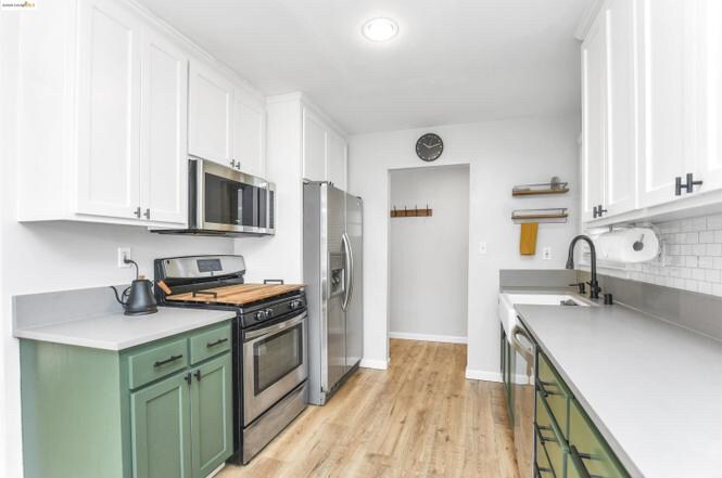 Building Photo - 2419 Erie Dr