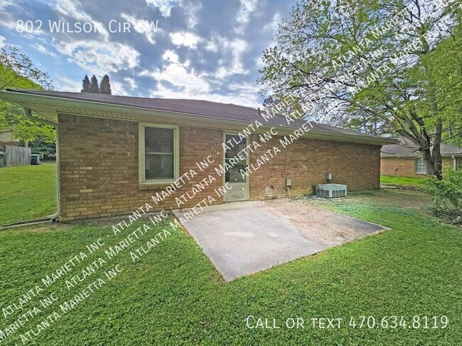 Building Photo - 802 Wilson Cir SW