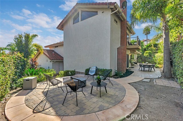 Building Photo - 25151 Via Playa