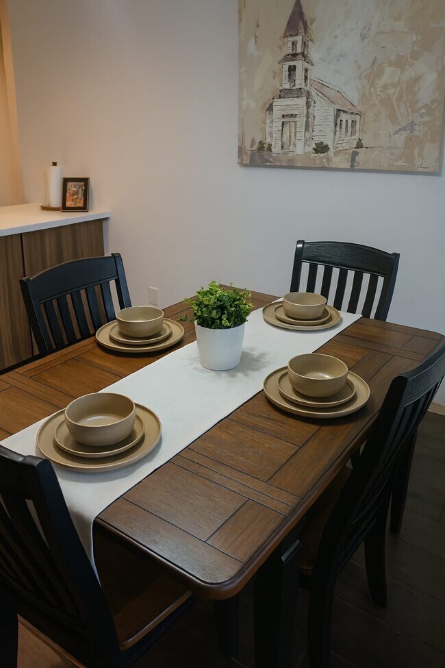 Building Photo - 3108 Highland Park Ave