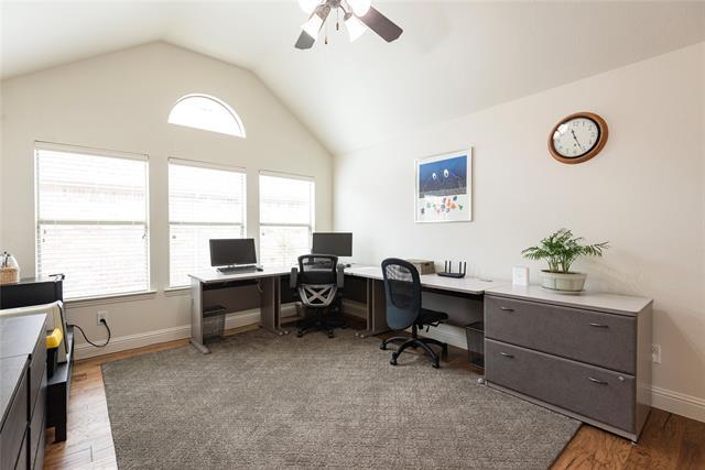 Building Photo - 913 Canyon Wren Dr