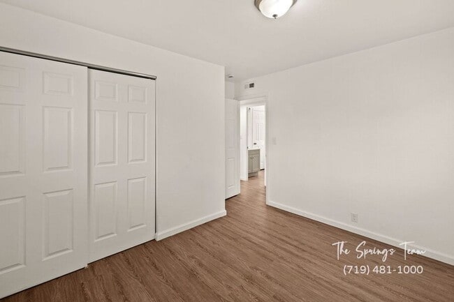 Building Photo - 1216 Pando Ave