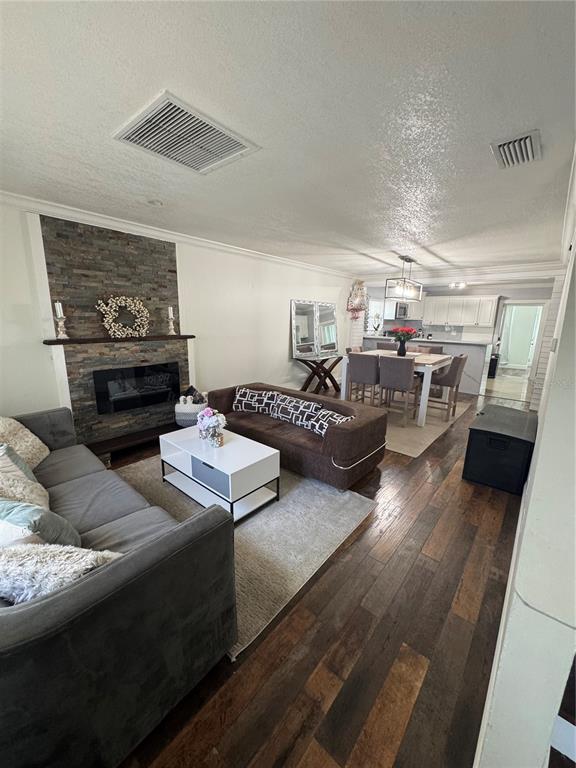 Building Photo - 16008 Sagebrush Rd