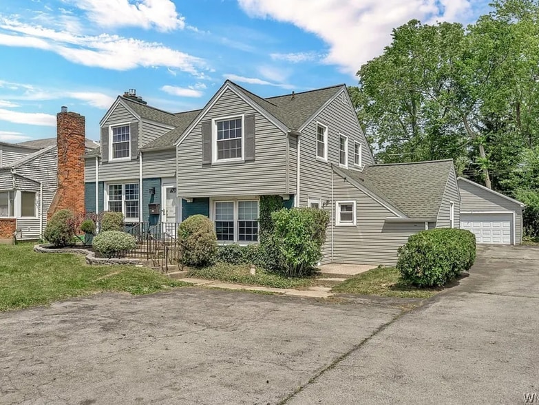 Building Photo - 225 Niagara Falls Blvd
