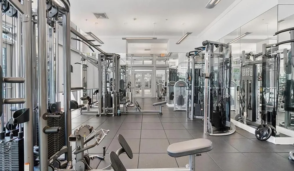 Building Photo - 90 SW 3rd St