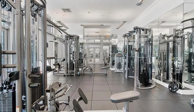 Building Photo - 90 SW 3rd St