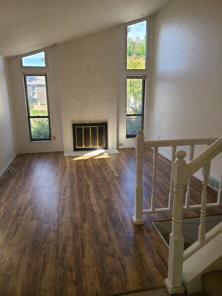Building Photo - 236 Cypress Cir