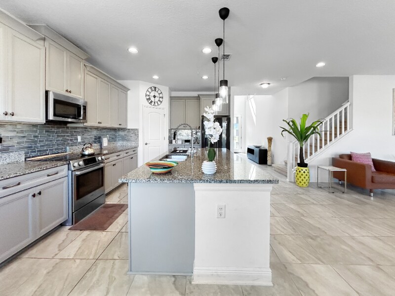 Building Photo - 9714 Provencal Ave