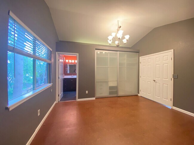 Building Photo - Great Home for rent