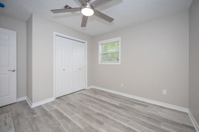 Building Photo - Charming Home in the Heart of Ocean Springs!