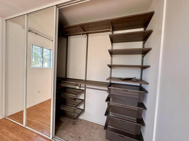 Building Photo - 11385 Affinity Ct