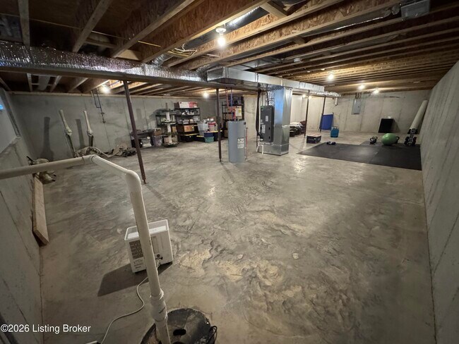 Building Photo - 25 Mandan Ct
