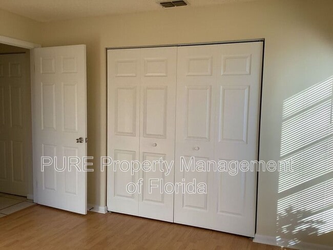 Building Photo - 2985 SE 55th Ave