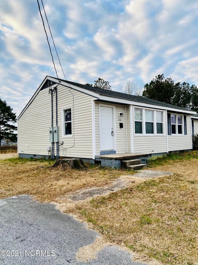 Building Photo - 318 Starling St