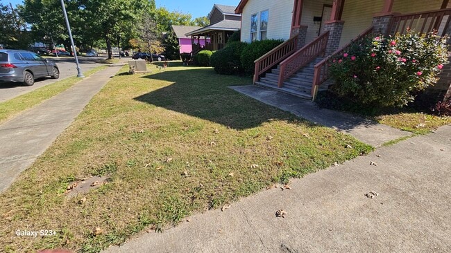 Building Photo - 1509 Avenue D