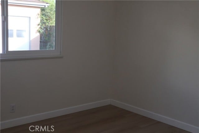 Building Photo - 1124 N Soldano Dr