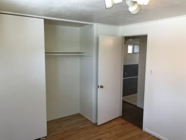 Building Photo - Wonderful 4 Bedroom House in Bountiful