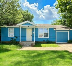 Building Photo - Cozy 3-Bedroom with HUGE Yard – Available ...