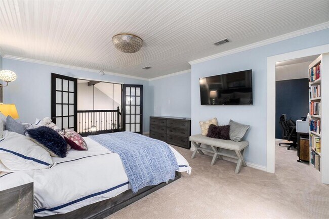 Building Photo - 5900 Cartwright Cove