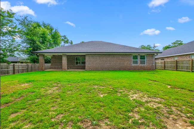 Building Photo - 5891 Anderson Ln