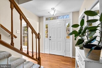 Building Photo - 12127 Eddyspark Dr